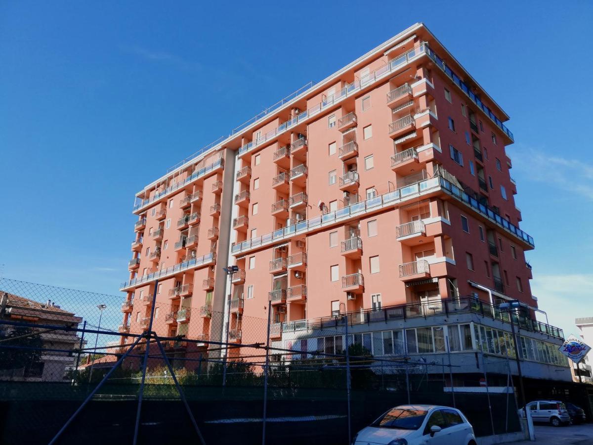 Parco Del Mare Pescara Apartments Exteriör bild