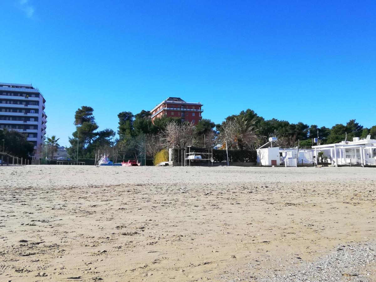 Parco Del Mare Pescara Apartments Exteriör bild